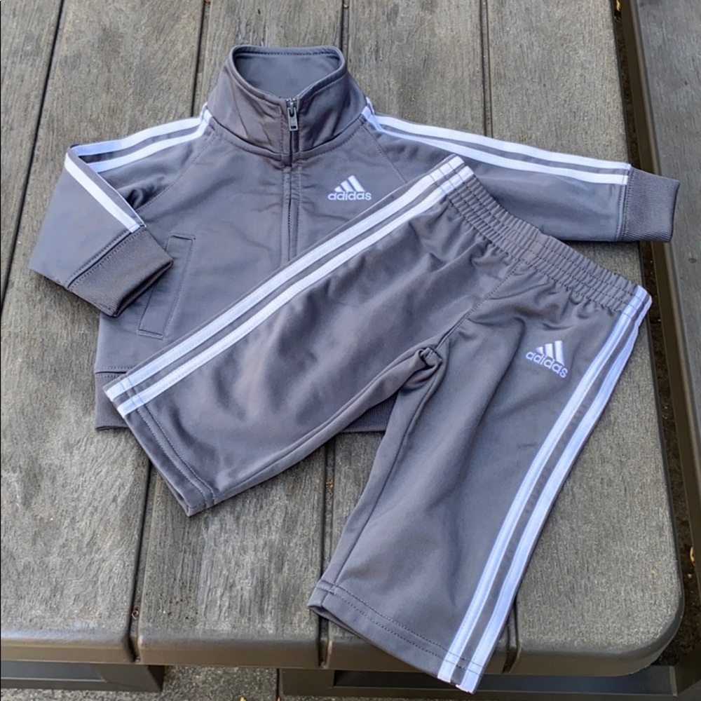 Adidas tracksuit Set